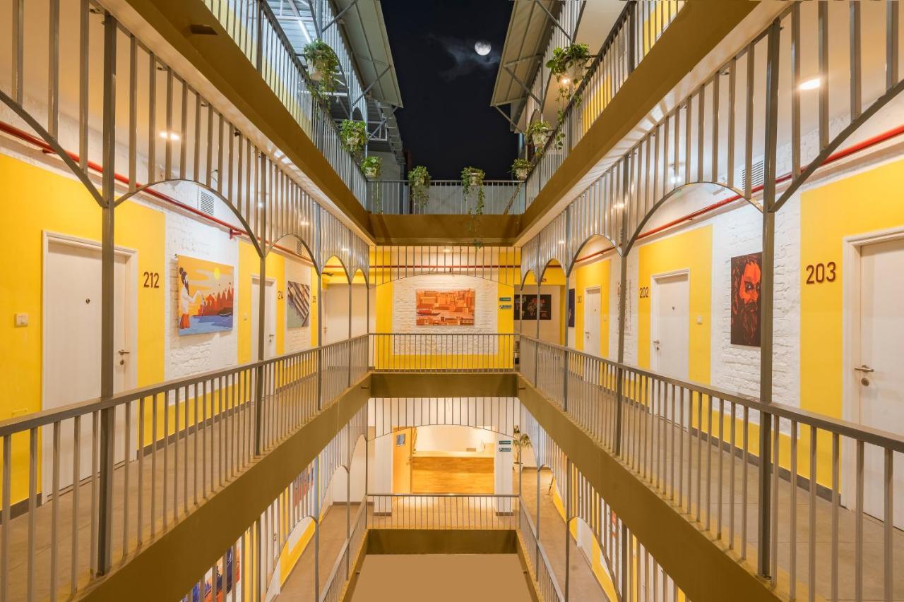 The Hideaway Bedzzz Varanasi by Leisure Hotels Exterior foto