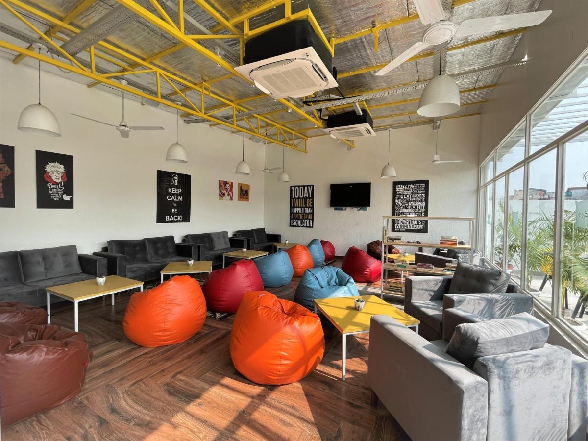 The Hideaway Bedzzz Varanasi by Leisure Hotels Exterior foto